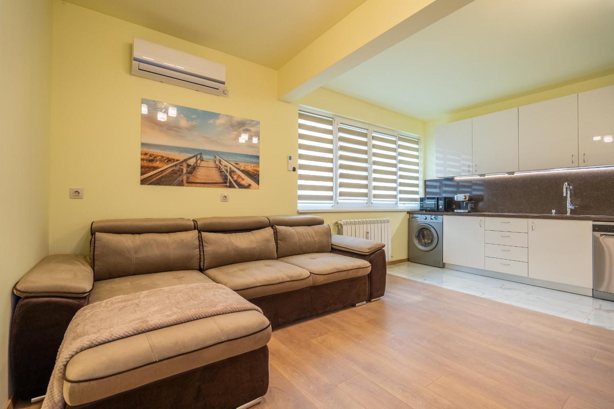 Top Location Central New & Spacious 3 Bdr Apt Medical Academy София Экстерьер фото