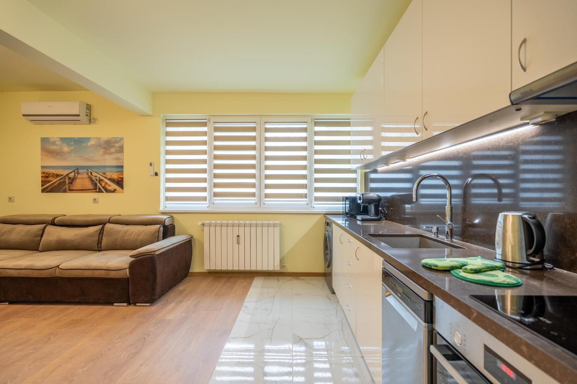 Top Location Central New & Spacious 3 Bdr Apt Medical Academy София Экстерьер фото