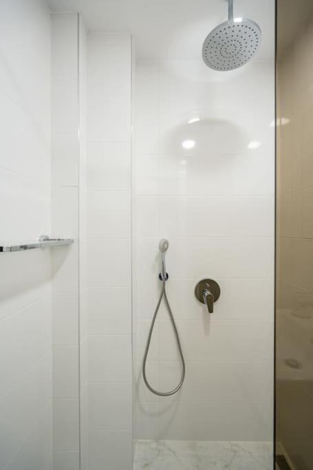 Top Location Central New & Spacious 3 Bdr Apt Medical Academy София Экстерьер фото
