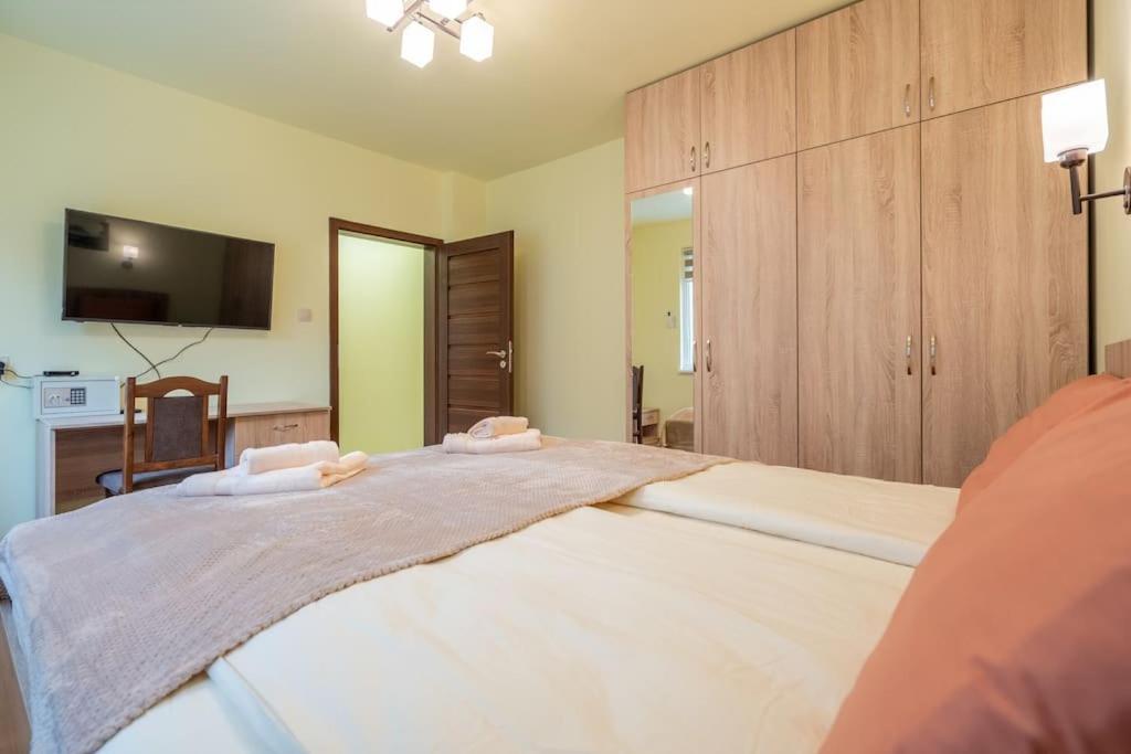 Top Location Central New & Spacious 3 Bdr Apt Medical Academy София Экстерьер фото